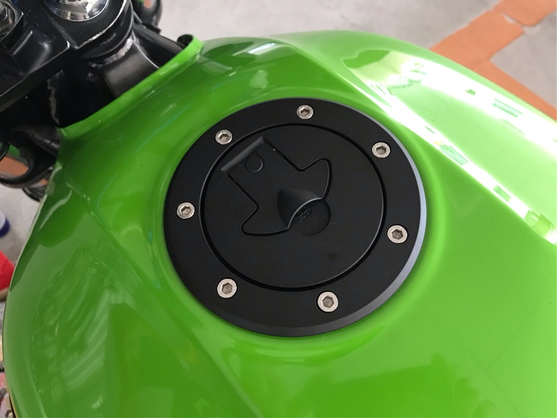 カワサキ純正 タンクキャップ交換 55,370km（カワサキ ZRX400）by