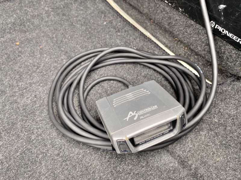 トヨタセルシオ30後期セルシオ RSPEC エアサスコントローラー 中古品