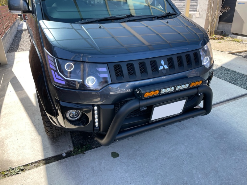 極光工房ヘッドライト取付後(＞人＜;)（三菱 デリカD:5・CV1W/CV2W