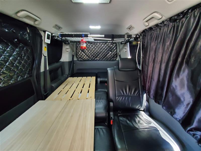 車中泊ベッド（一人用）（トヨタ ヴォクシー・70系）by spring-tour