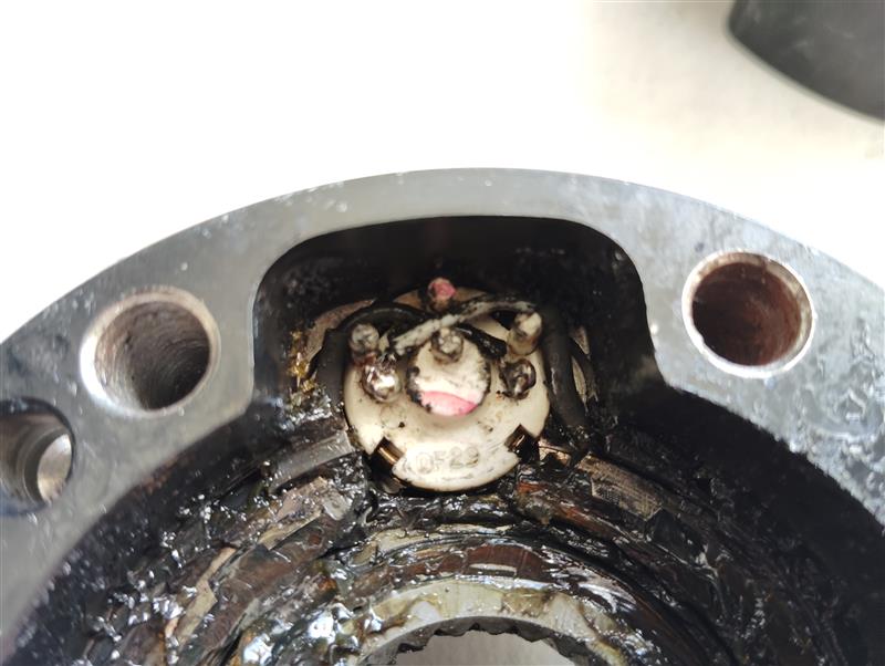 パワーロッキングハブ修理（トヨタ ランドクルーザー70・HZJ / PZJ