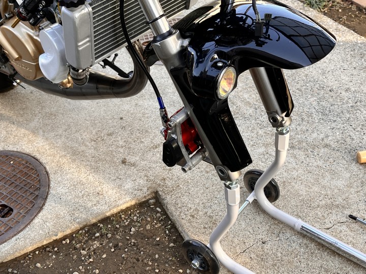 モンキーnsr50フロントフォーク30パイ モンキーNSR50フロントフォーク