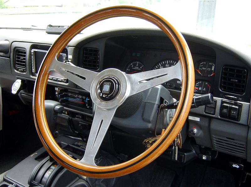 NARDI CLASSIC WOOD ウッド＆ポリッシュスポーク のパーツレビュー