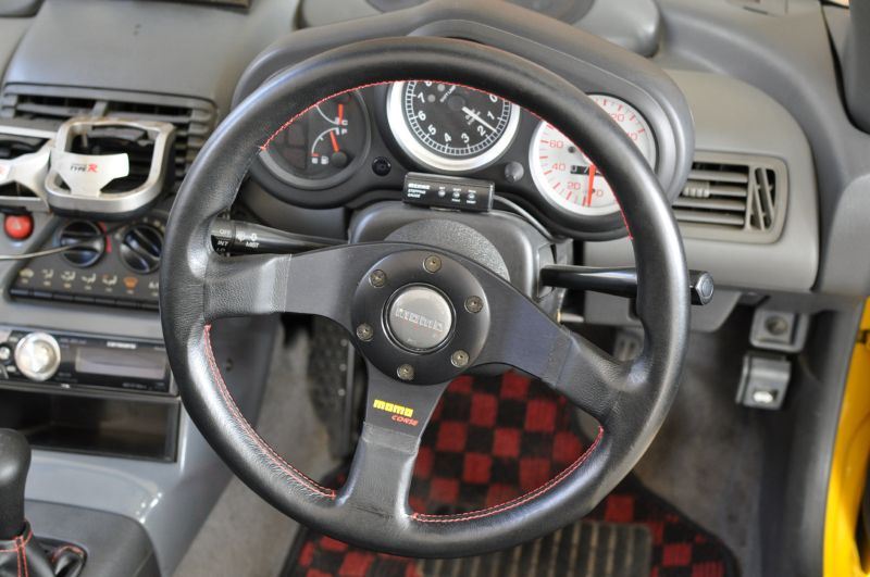 CORSE (320mm) momo(モモ)のステアリングの口コミ・パーツレビュー