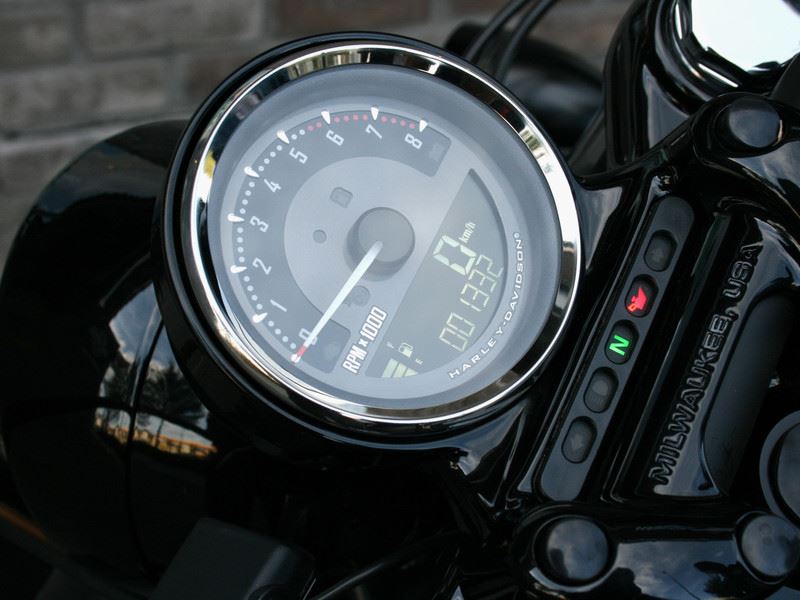 ハーレーダビッドソン(純正) コンビネーション・デジタルスピード
