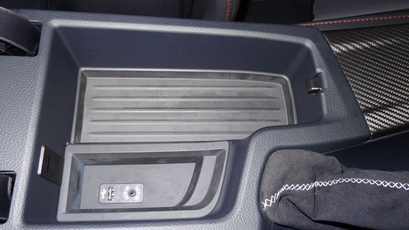 BMW(純正) センター コンソール挿入マット のパーツレビュー | 3