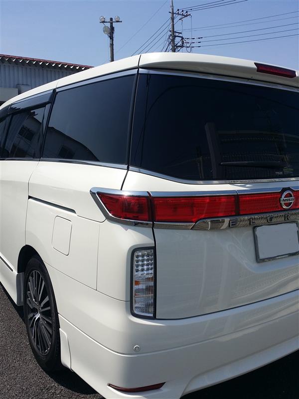 日産(純正) クリアテールに変更 のパーツレビュー | エルグランド