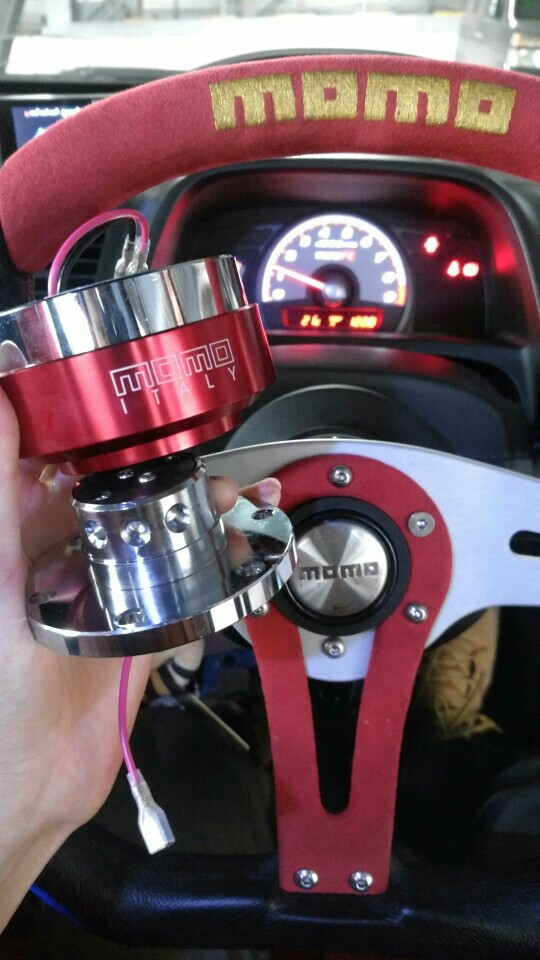 momo 桃風クイックリリースボス のパーツレビュー | シビックタイプR