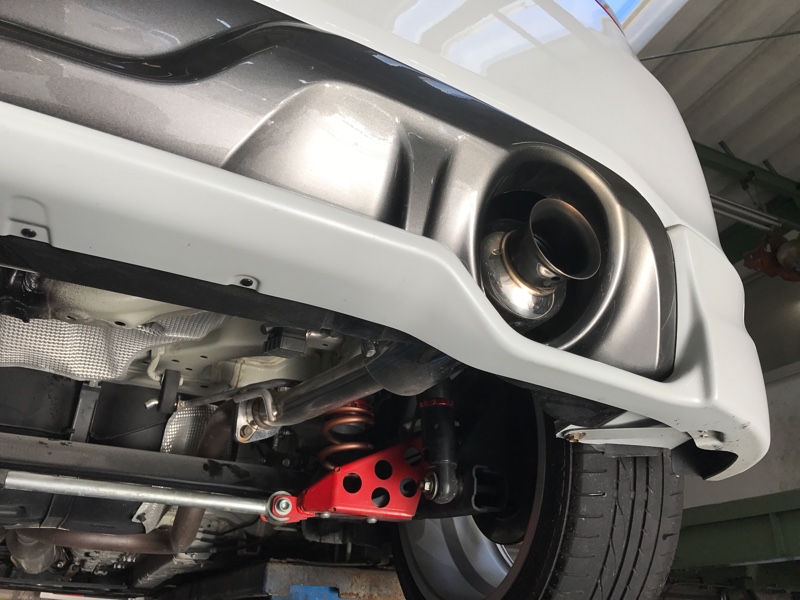 スピードボンバー ボンバーマフラー のパーツレビュー | スイフト