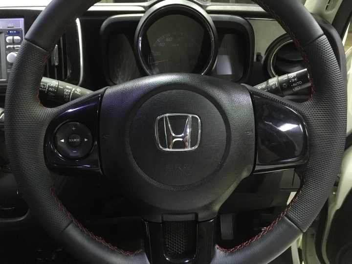 HONDA N-ONE RS（6MT）ステアリングホイール本体 HONDA N-ONE RS（6MT