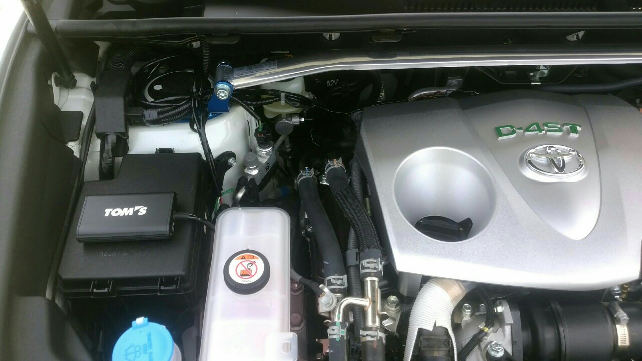 TOM'S パワーBOX のパーツレビュー | ハリアー(.頼朝.) | みんカラ