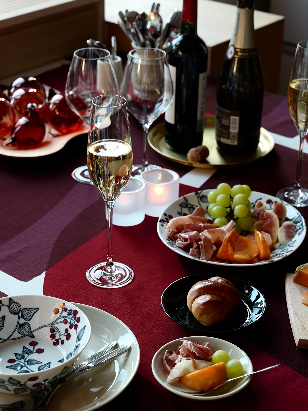 スコープ テーブルクロス　Slowpe Sliceワイン 170㎝ 販売終了】Slowpe<br>Slice ワイン