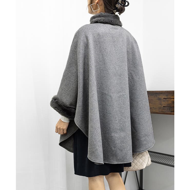 ファー付きケープコート レディース 韓国[品番：AGCW0005156