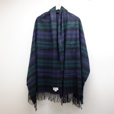 大阪心斎橋店にて、ジョンストンズのカーキ(グリーン)、カシミヤ大判