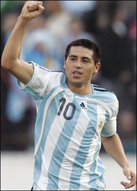 Juan Roman Riquelme - Pro Evolution Soccer Wiki - Neoseeker