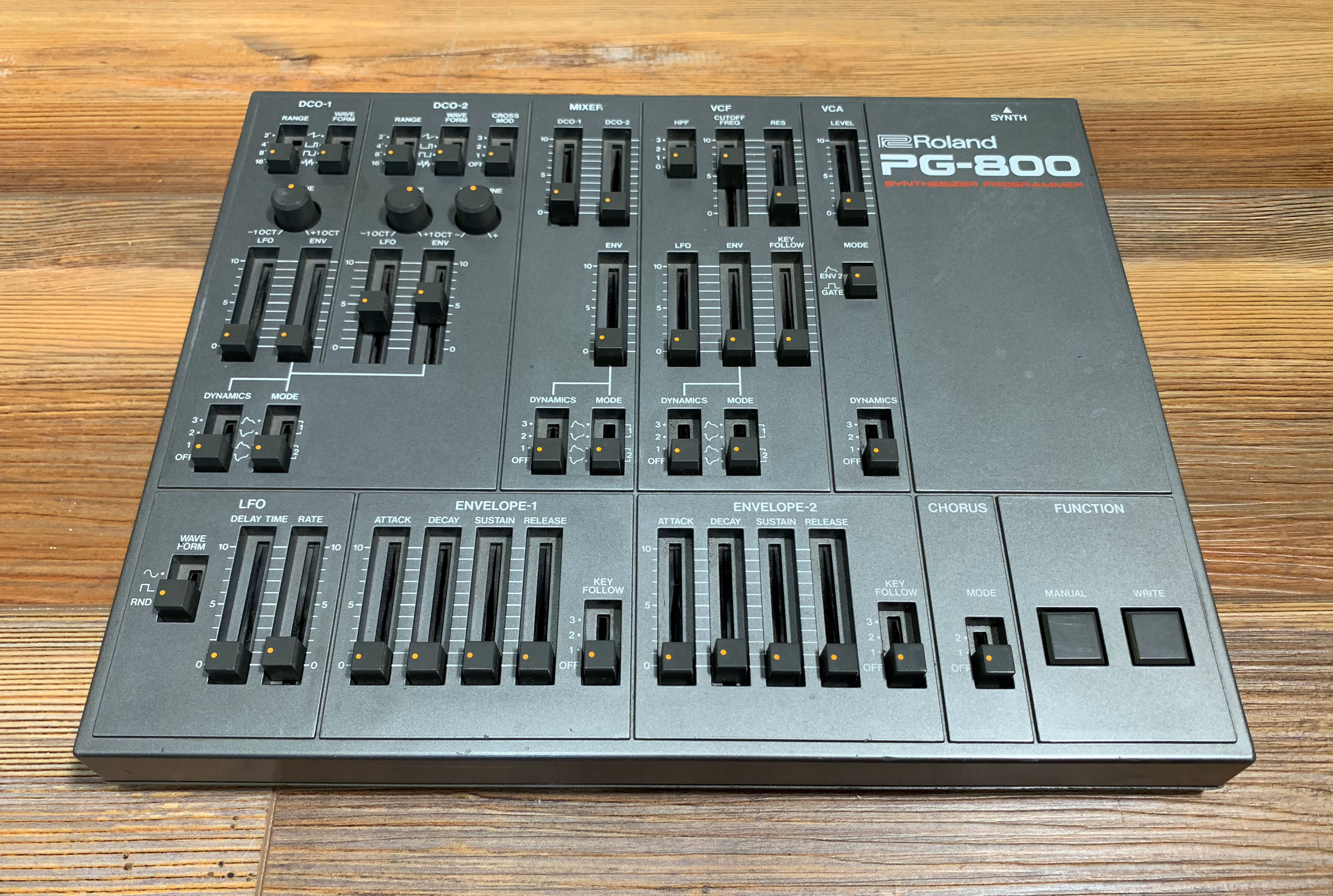 Roland PG-800 photo gallery - Syntaur