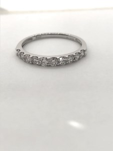 プラチナ900 ダイヤモンドリング AZR-27 | 山梨県甲府市 | ふるさと