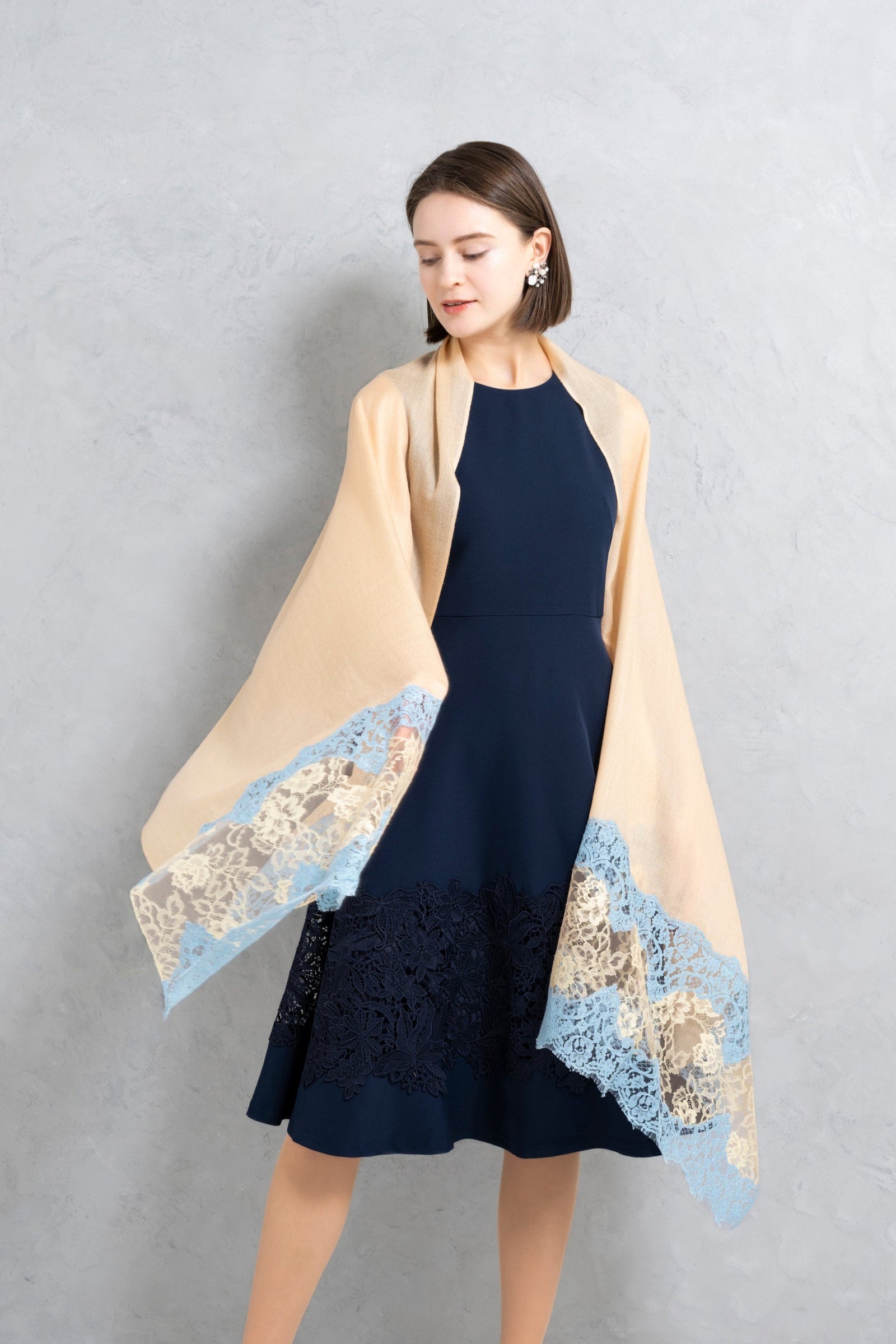 30％OFF】ソルティス・レース カシミヤストール | レースワンピースや