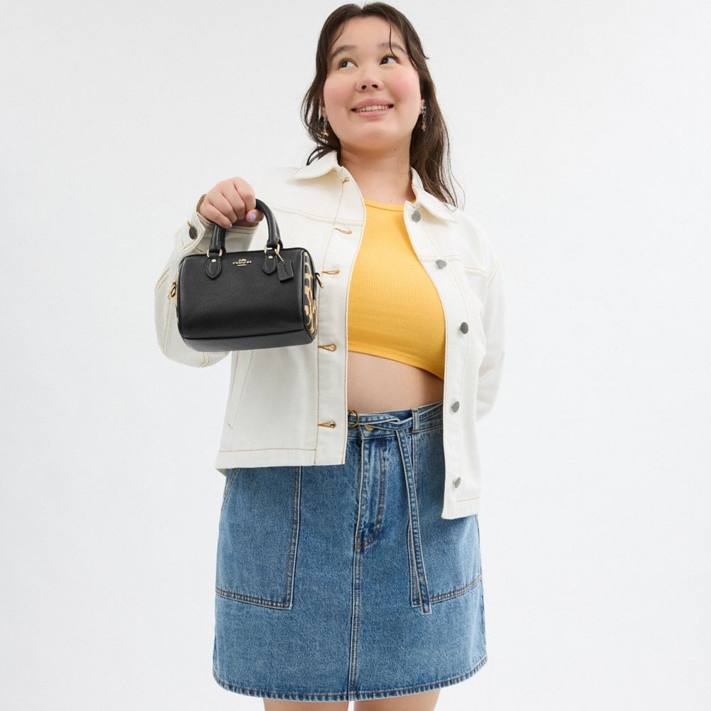 公式】コーチアウトレット | ミニ ローアン クロスボディ バッグ