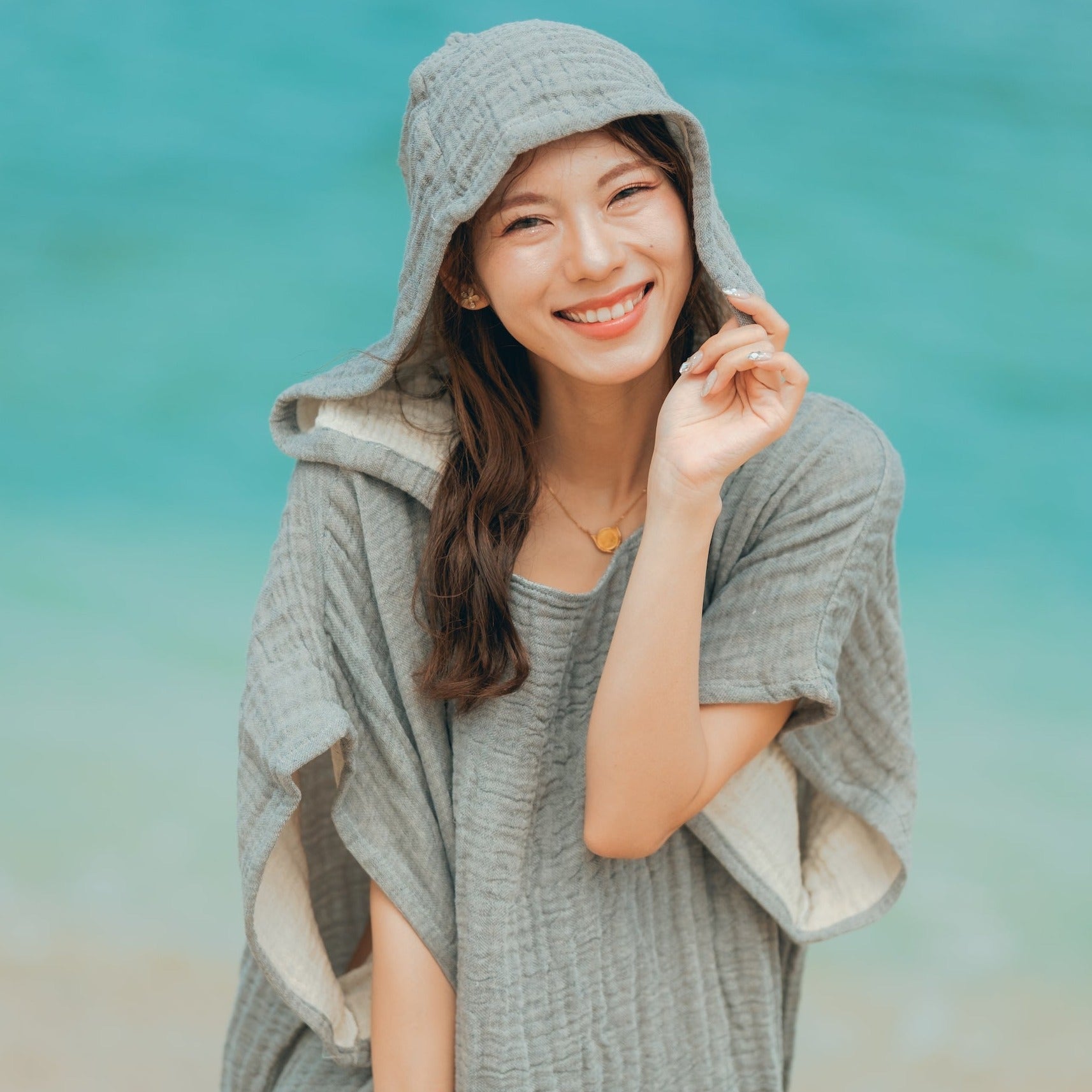 ポンチョ イズナナナゴンスタンスNAGONSTANSLight Nyタフタ Padding