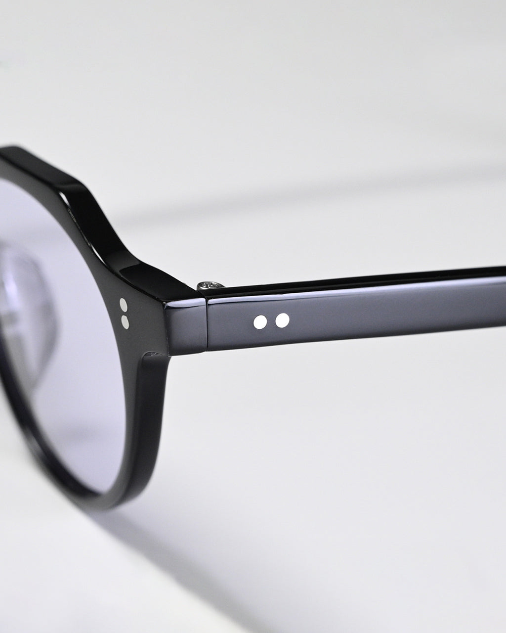 シャザム！ Few by NEW. F2 BLACK サングラス NEW. Few by フューバイ