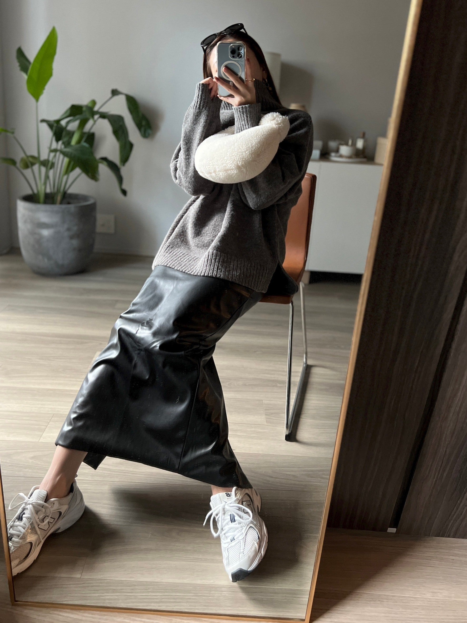 レザータイトスカート DPB56071 – CRAMMY