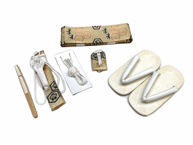 七五三 2-3歳 男の子用 日本製 金襴袴・小物7点セット 紐下50cm