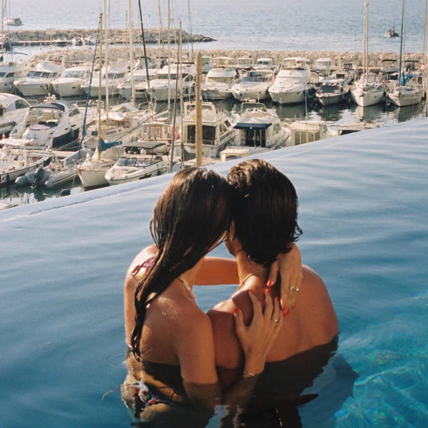 Olympus Stylus Epic Zoom 80 | 35mm Point and Shoot Film Camera