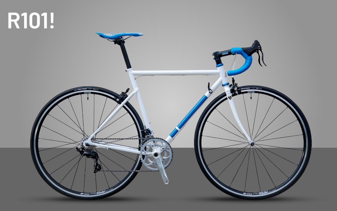 レイノルズ725を採用しレーシングジオメトリーで組み上げる本格