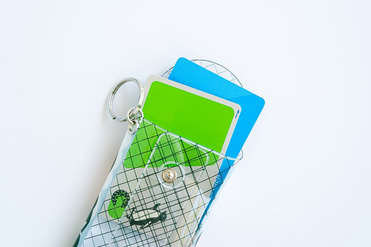 つやっと透明、マルチに使える。SUZURIのクリアマルチケース ∞ SUZURI