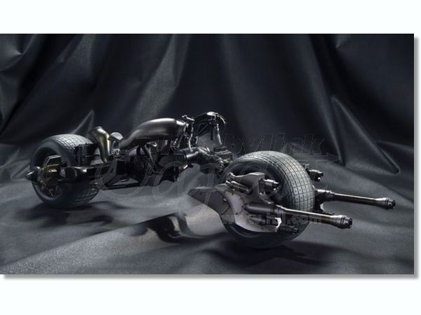 MOVIE REALIZATION バットマン & バットポッド | HLJ.co.jp