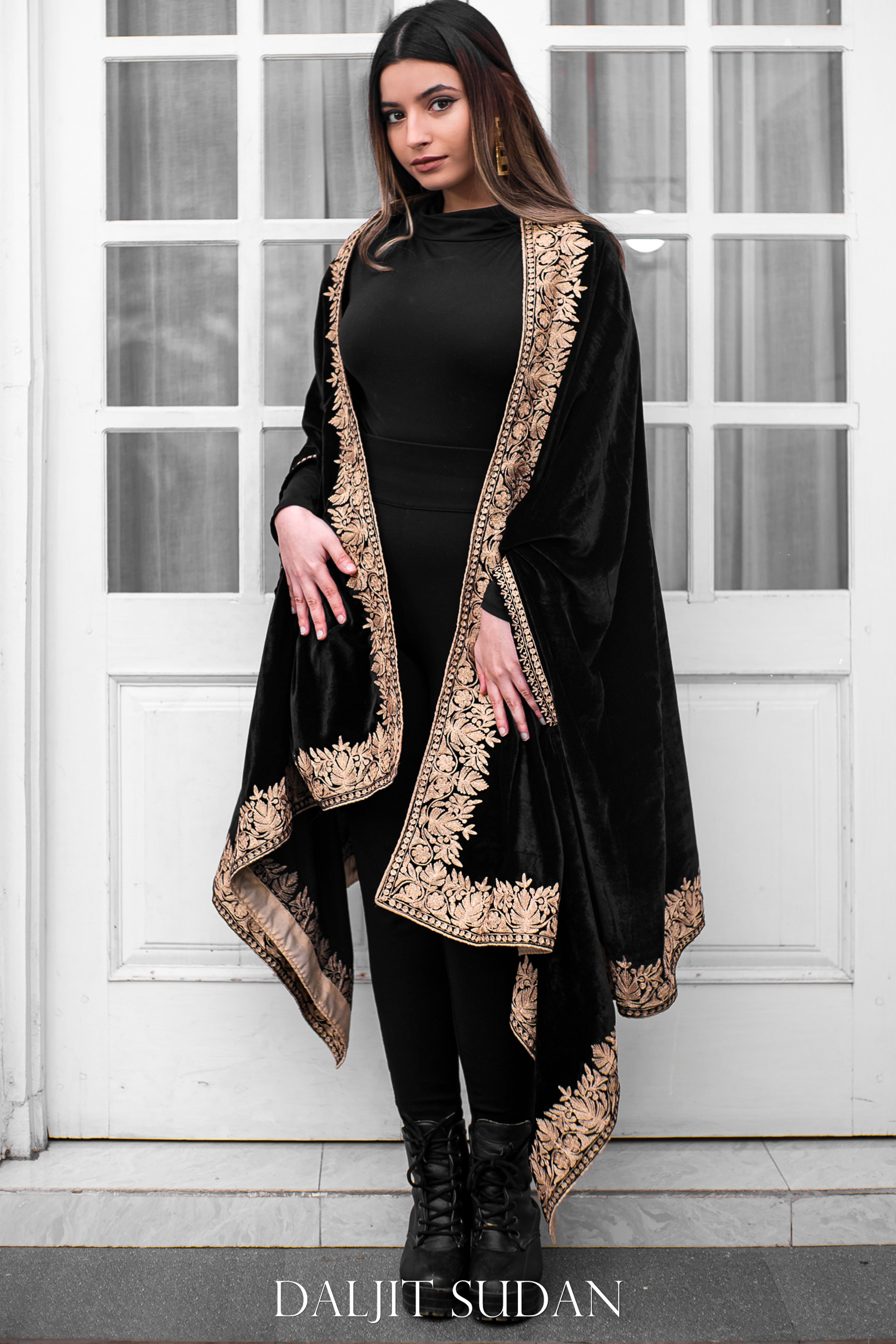 Black Velvet Cape with Aari Embroidery – Daljit Sudan