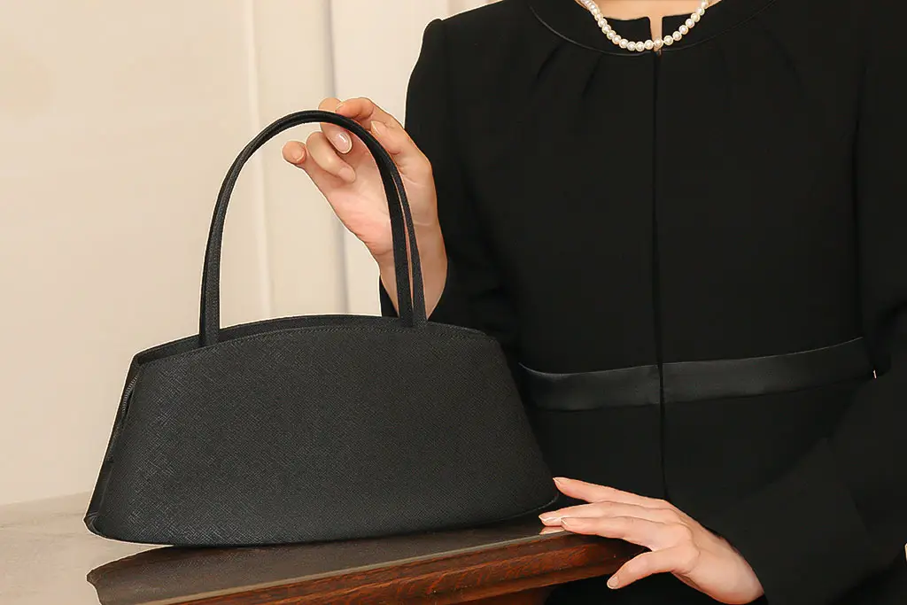 ブラックフォーマルバッグ | 【皇室御用達】傳濱野はんどばっぐ公式