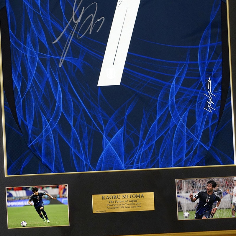 メモラビリア】三笘薫 直筆サイン入り日本代表2024ホームサッカー