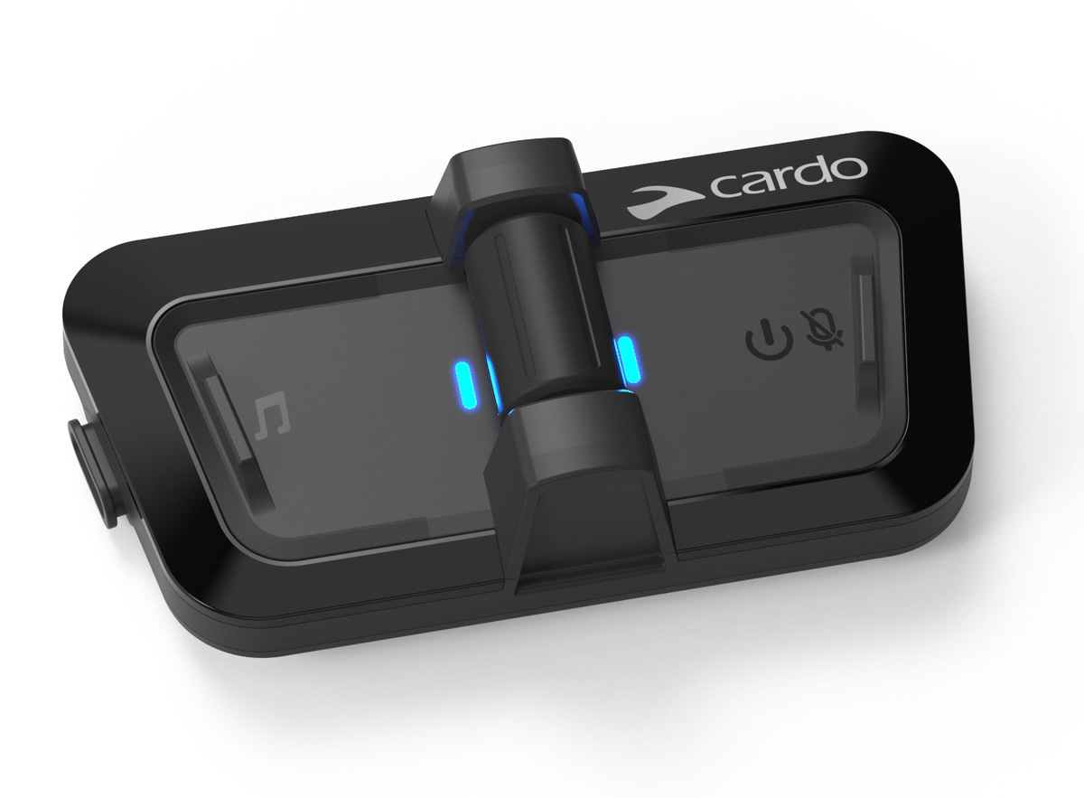 これは便利！最大15人まで接続できるCardoのアウトドアスポーツ向け