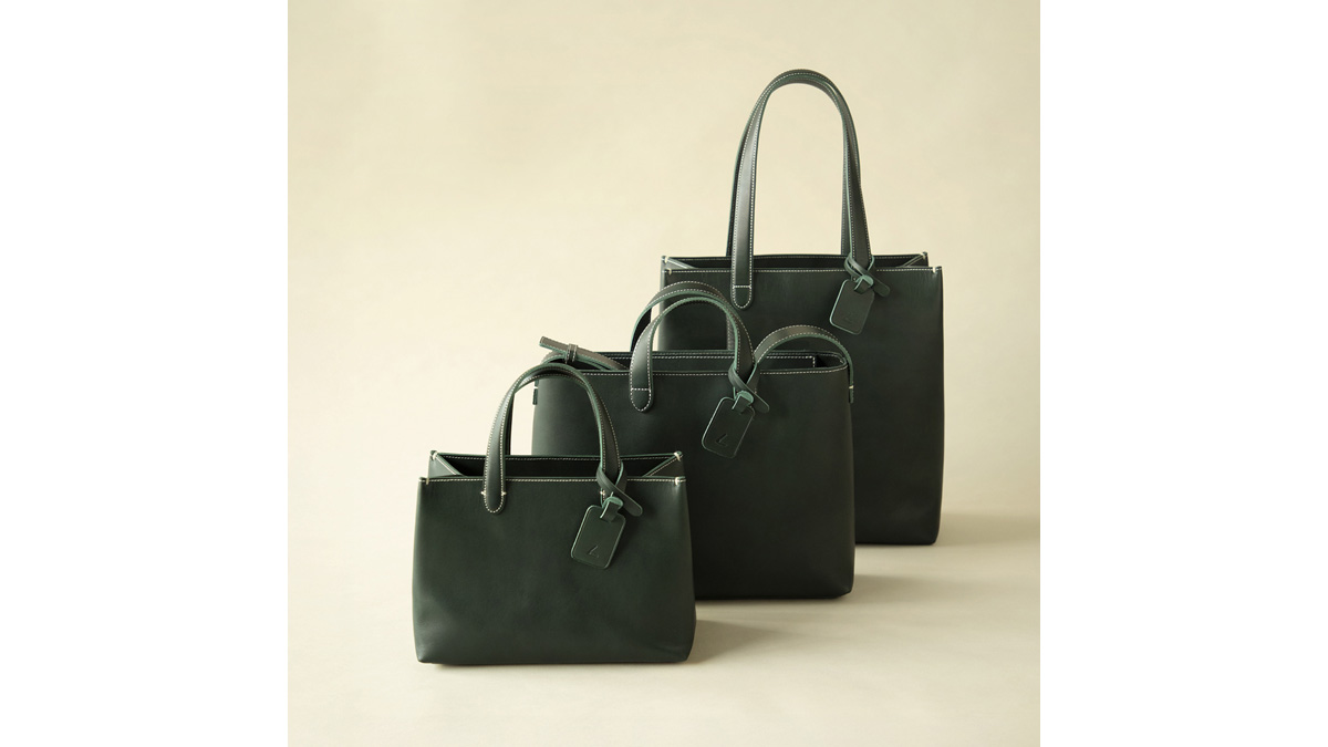 長く使うほど味わいが増す土屋鞄の「ディアリオ」シリーズに限定色の