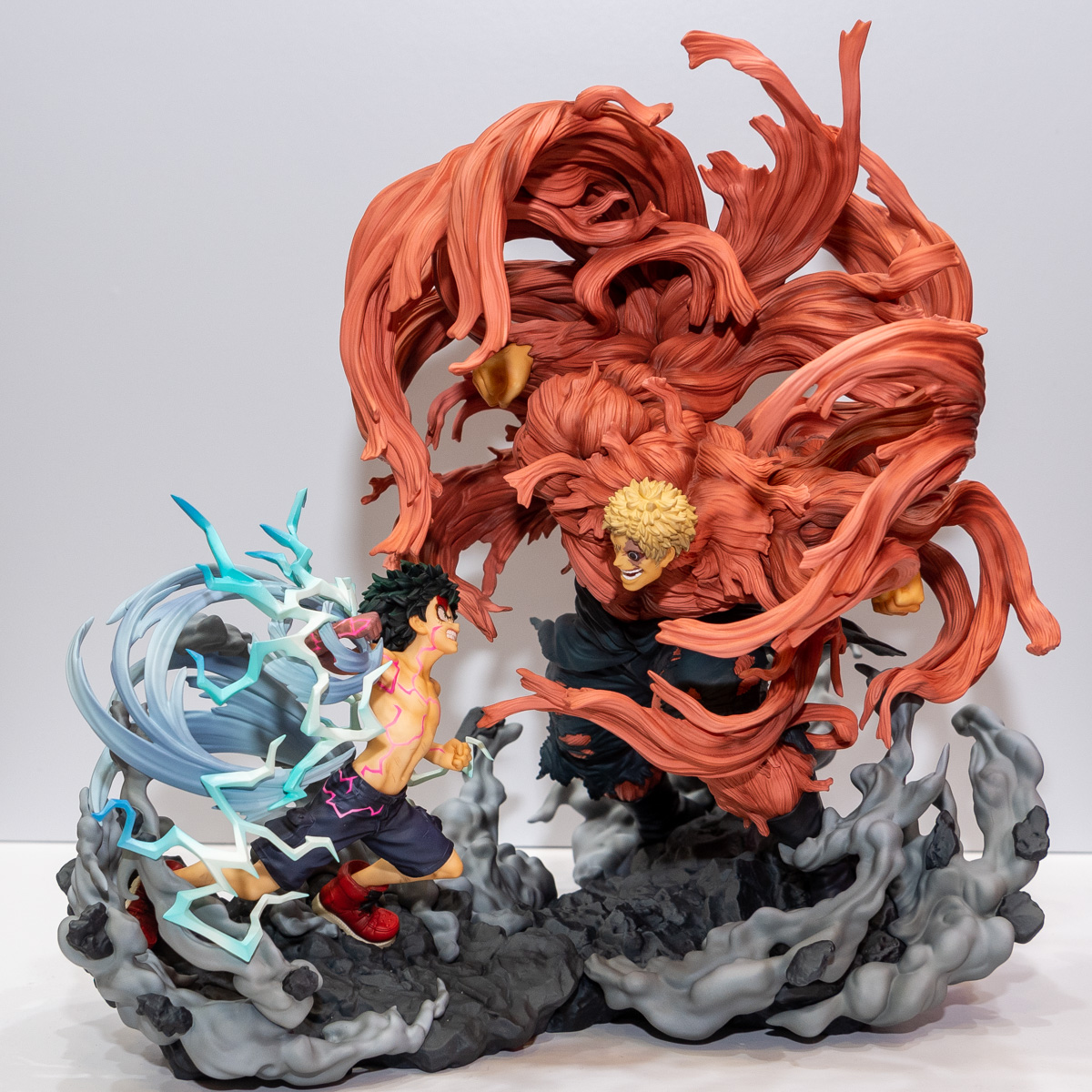 迫力ある緑谷出久とマスキュラーのフィギュア！セガ「S-FIRE（エス