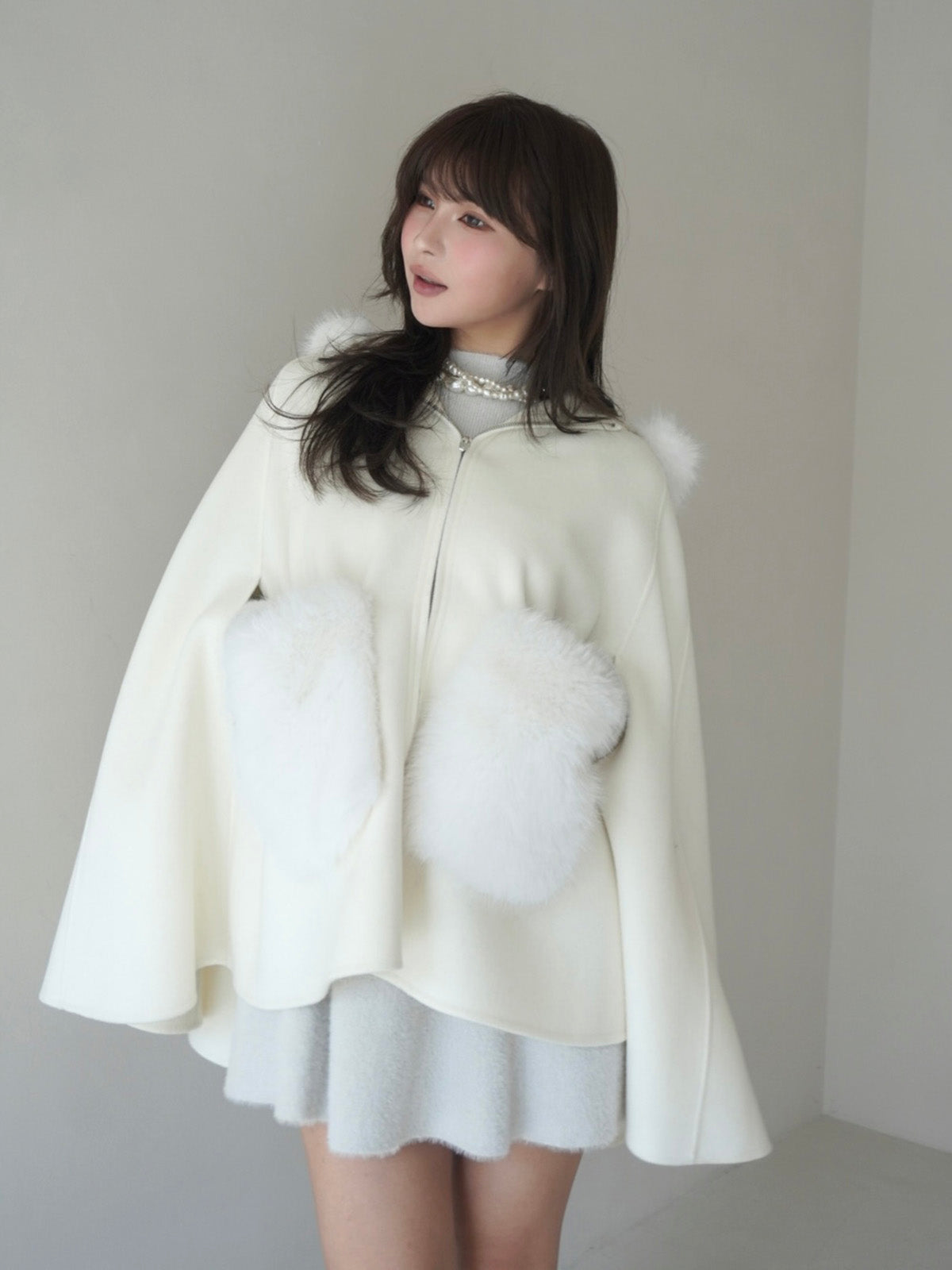 ファーポケットマントコート