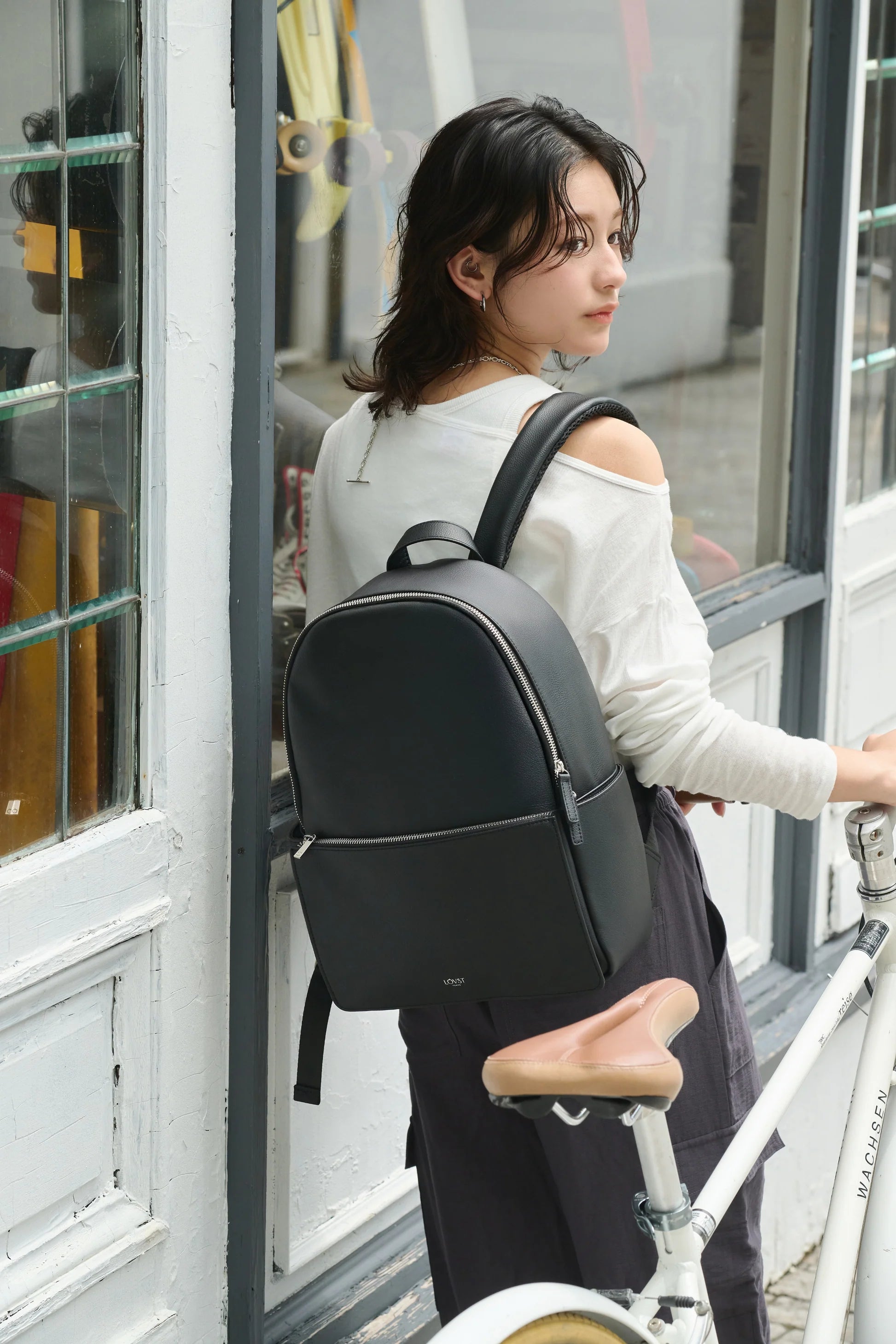 Apple Rucksack - LOVST TOKYO｜ethikura by エシカルな暮らし