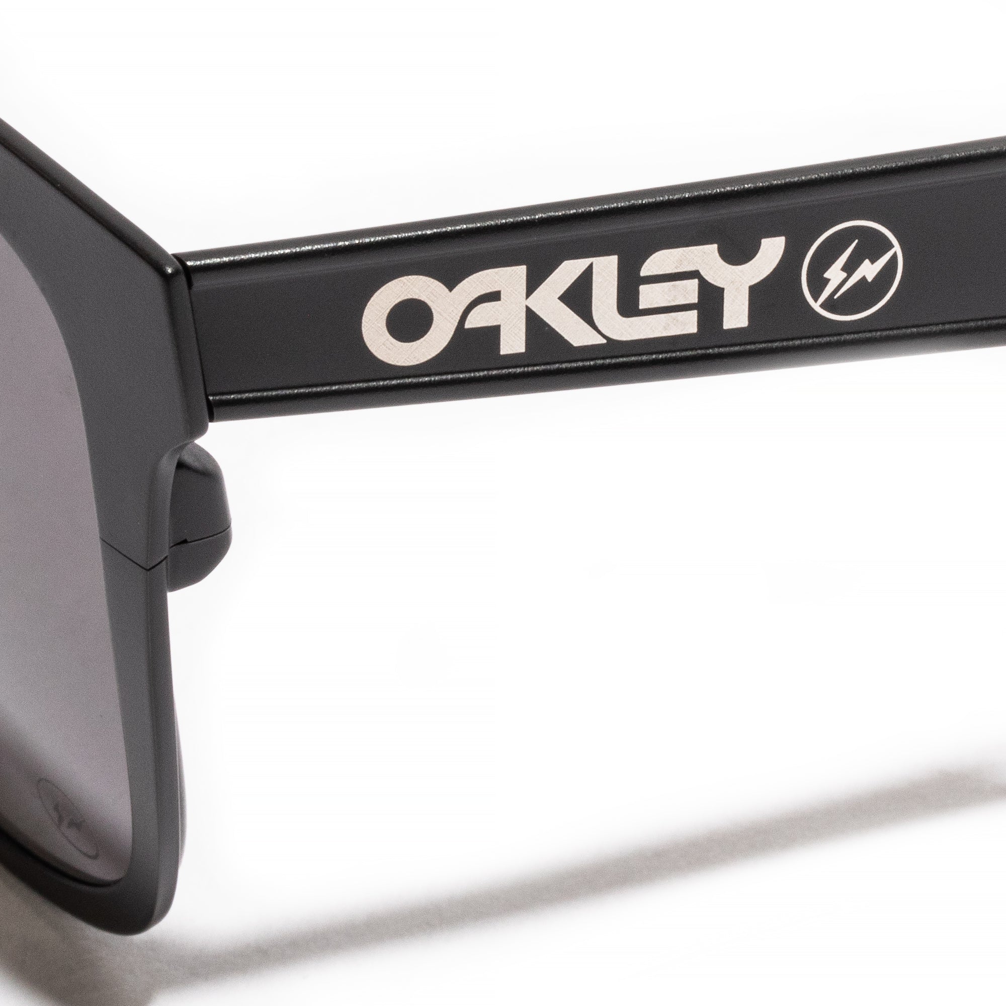 Oakley x Fragment Frogskins Sunglasses Bundle – Extra Butter