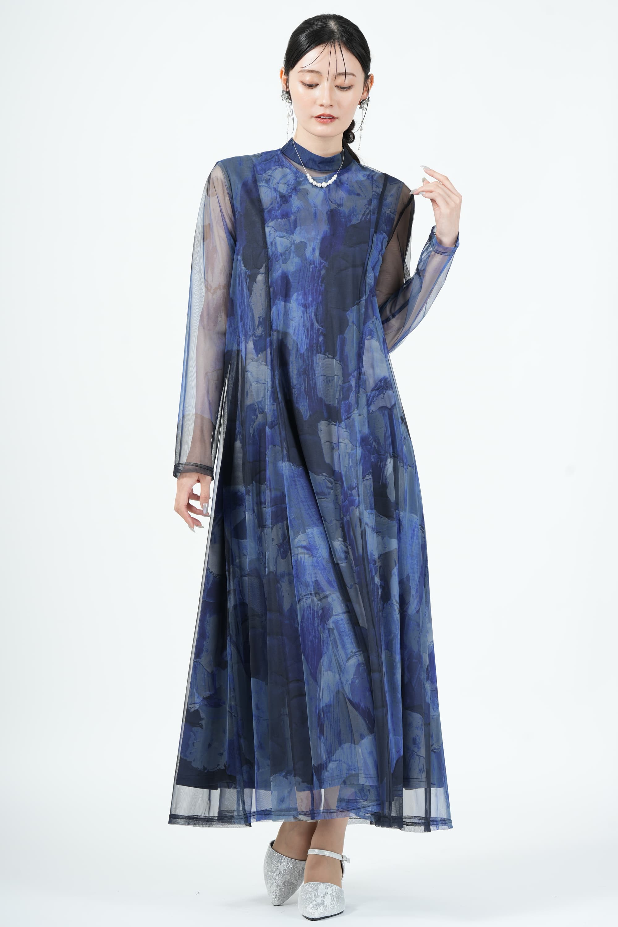 Ameri VINTAGE アート柄ブルードレス (M) をレンタル - 結婚式