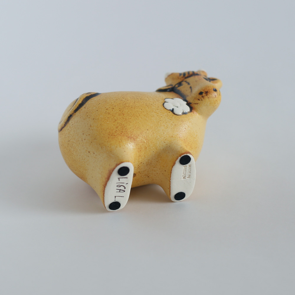 リサラーソン(Lisa Larson) 牛（スウェーデンのお花のうし）の置物の