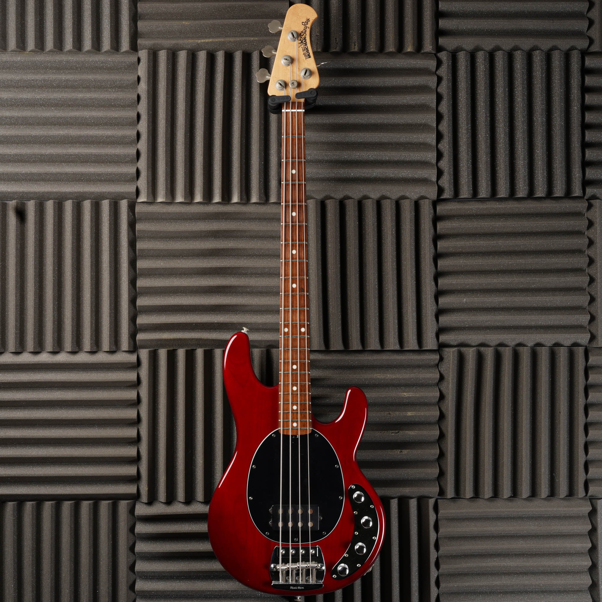 Ernie Ball Music Man StingRay 4 H with Rosewood Fretboard 1995