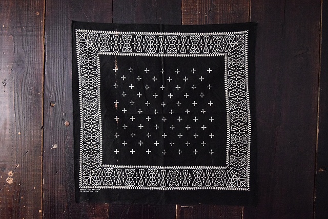 60's〜70's ブラッククロス柄バンダナ 60年代 70年代 十字 黒クロス