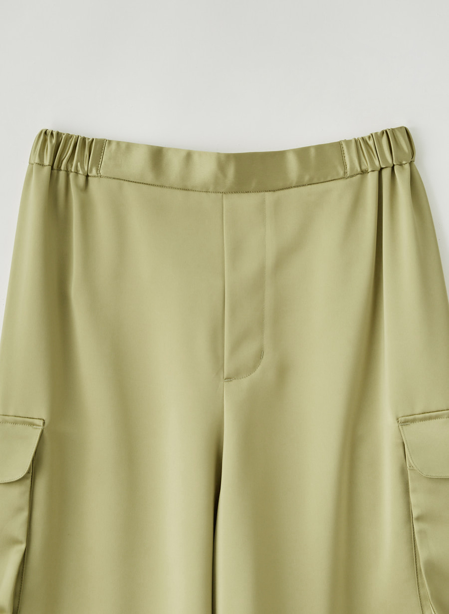 サテンカーゴギャザーパンツ｜LOUNIE（ルーニィ）公式サイト／公式
