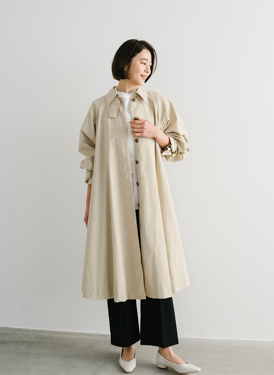 ボリュームポンチョコート｜LOUNIE（ルーニィ）公式サイト／公式