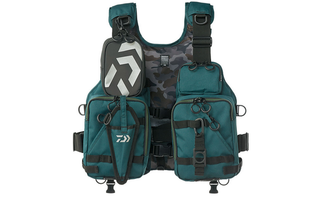 フローティングゲームベストPX313は2022年新発売の大型ポケット搭載