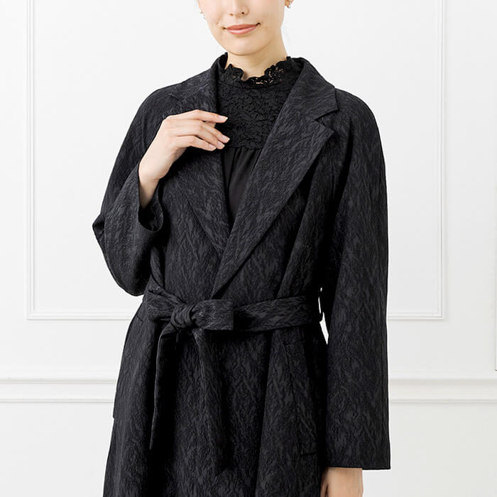 上品なジャカード素材のコート 9号・ブラック｜東京ソワール