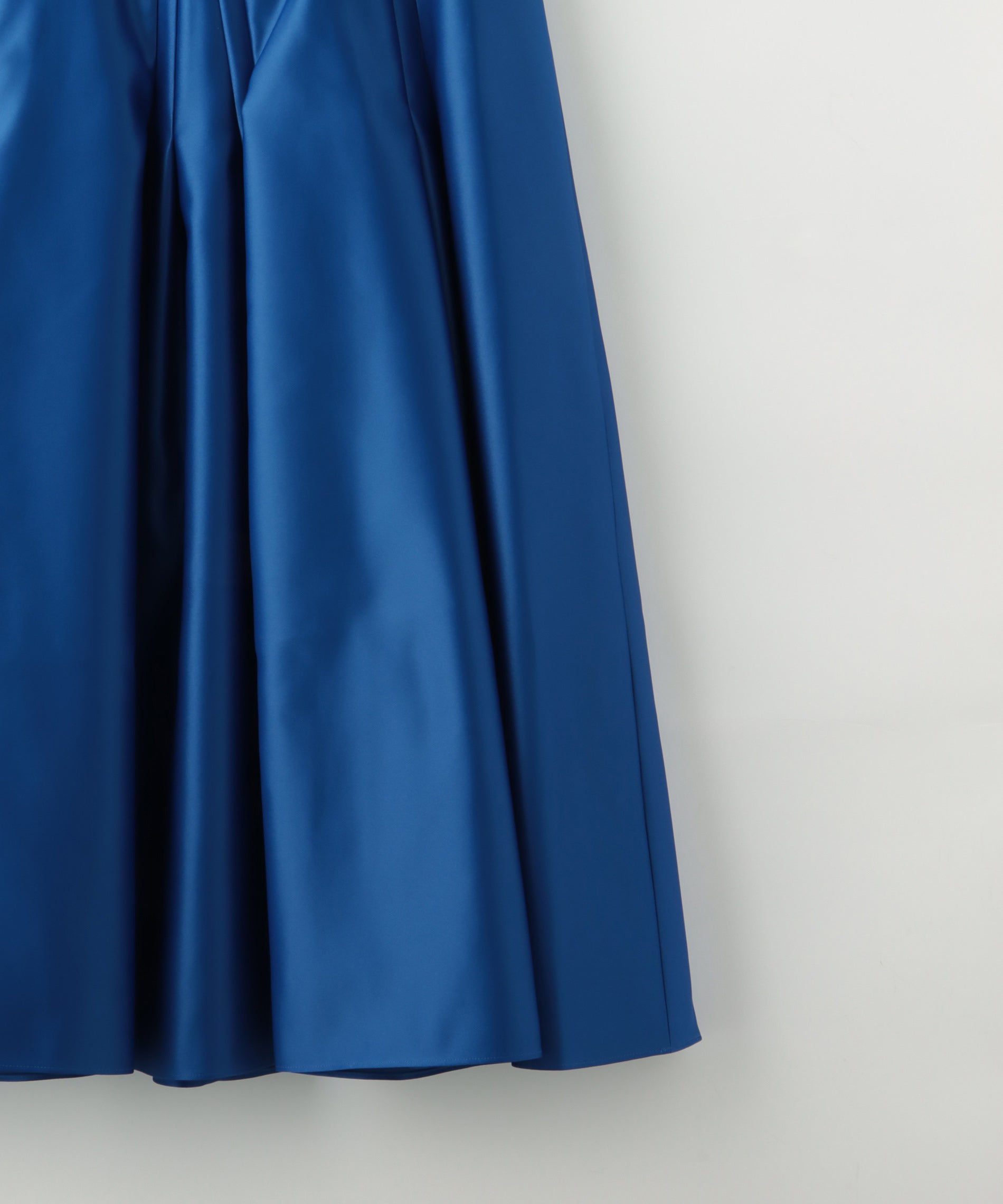 サテンフレアスカート – FACE SANS FARD