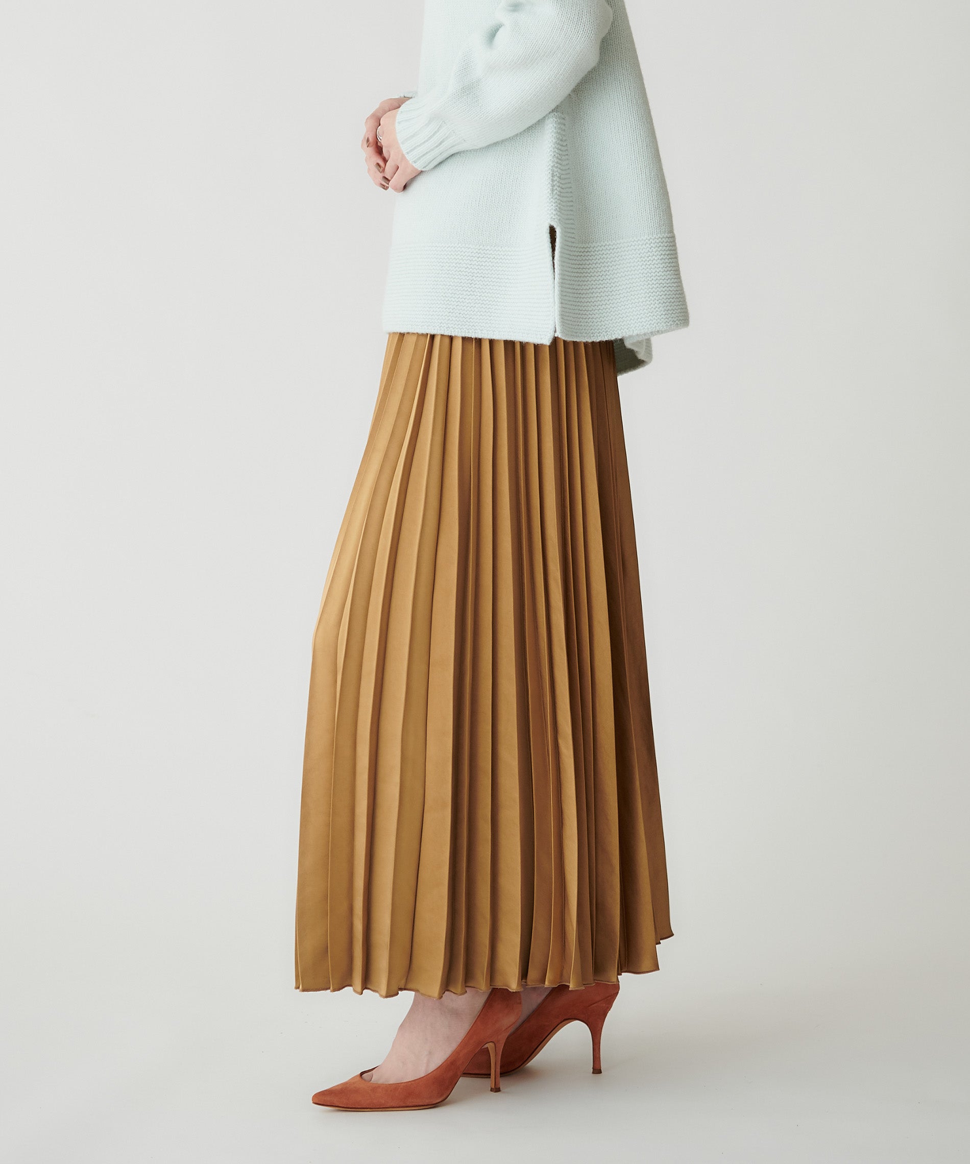 エアリーサテンプリーツスカート – FACE SANS FARD